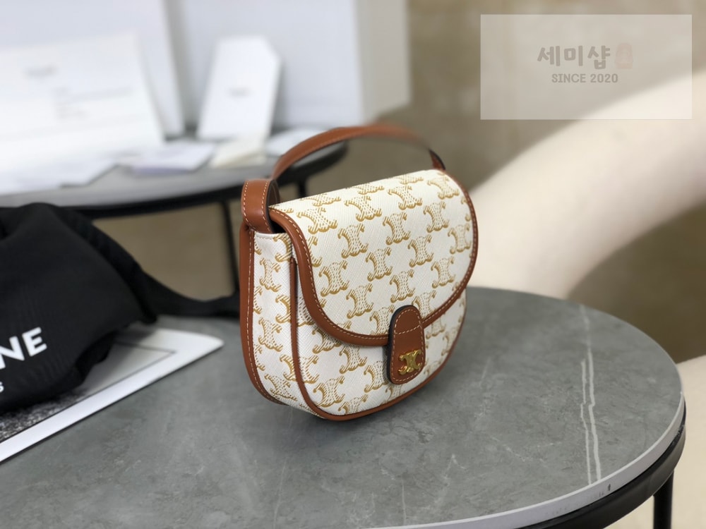 C E L I N E Celine Mini Besace Triomphe Canvas and Calfskin Bag 3번 이미지