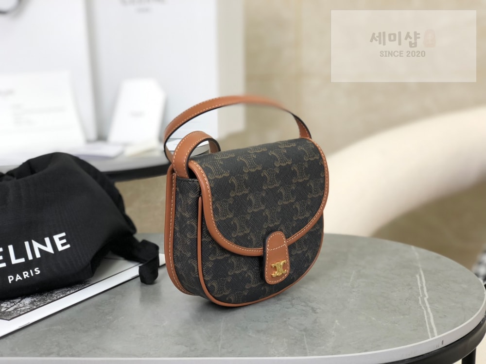 C E L I N E Celine Mini Besace Triomphe Canvas and Calfskin Bag 8번 이미지