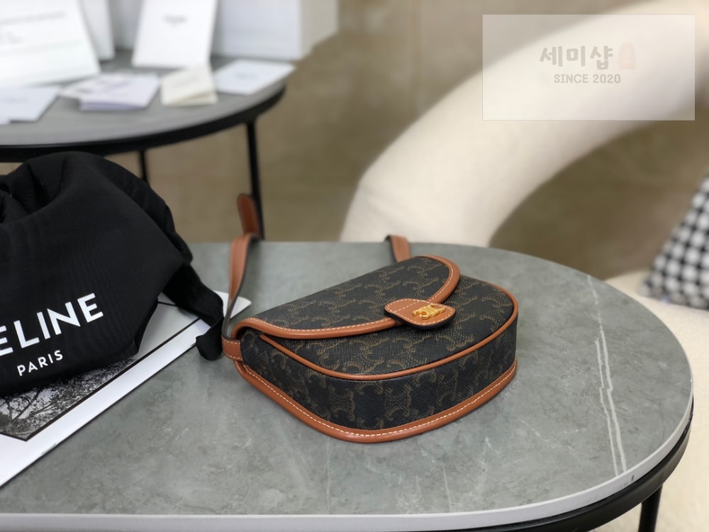 C E L I N E Celine Mini Besace Triomphe Canvas and Calfskin Bag 3번 이미지
