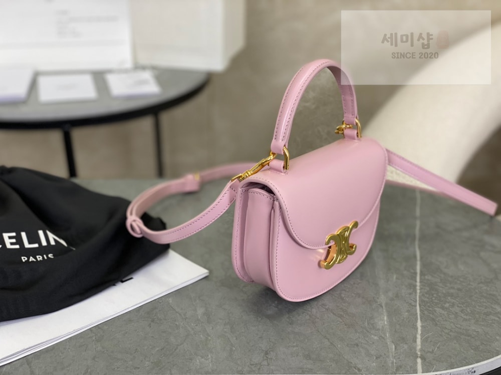 C E L I N E Celine Mini Clea Vesace Calfskin Bag 8번 이미지
