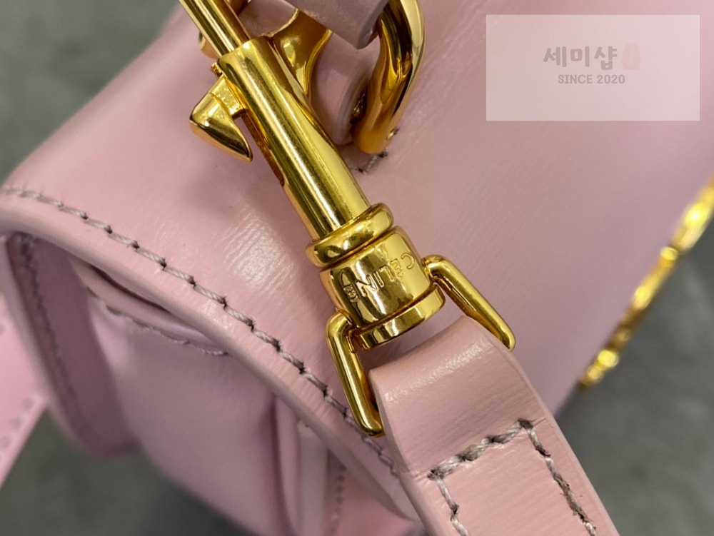 C E L I N E Celine Mini Clea Vesace Calfskin Bag 9번 이미지