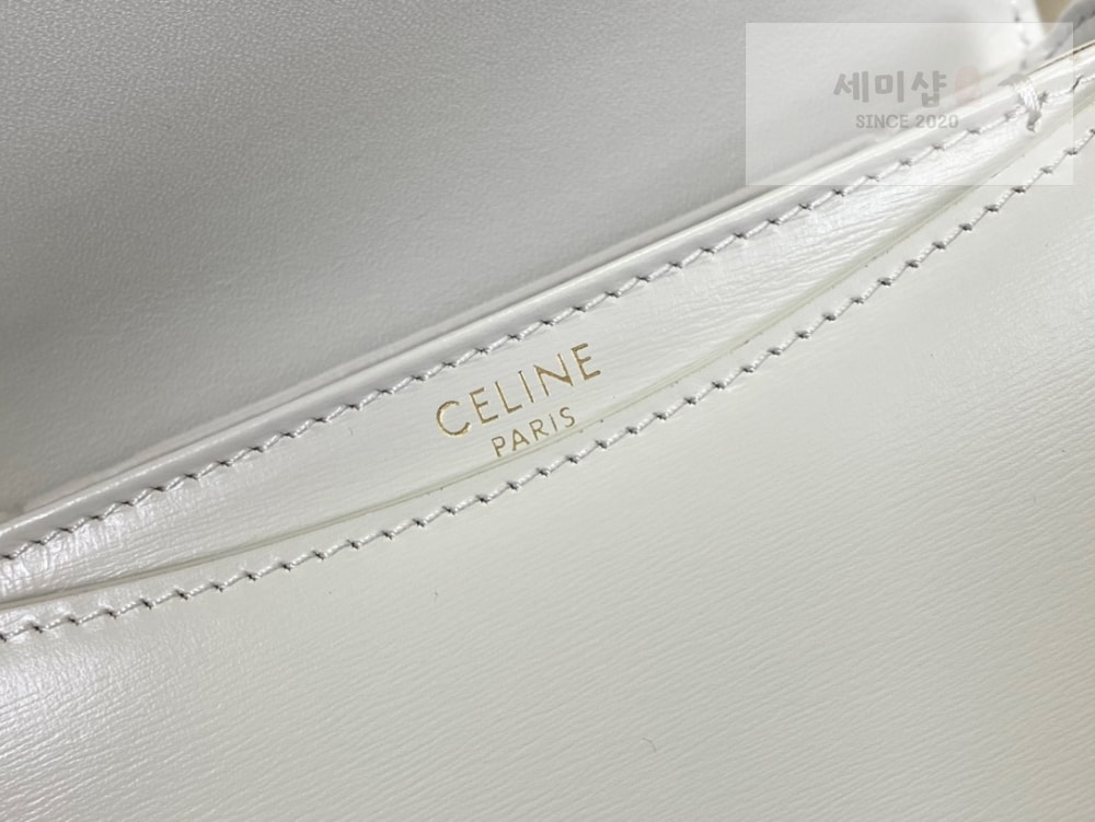 C E L I N E Celine Mini Clea Vesace Calfskin Bag 7번 이미지