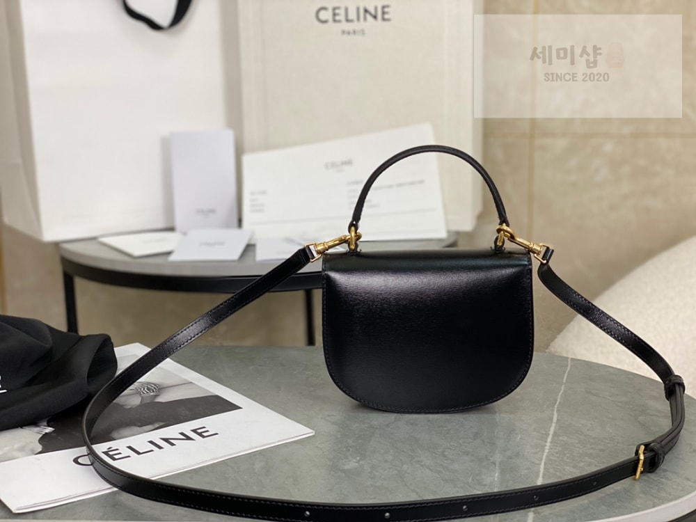 C E L I N E Celine Mini Clea Vesace Calfskin Bag 2번 이미지