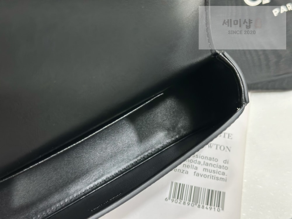 C E L I N E Celine Teen Lola Triomphe Shiny Calfskin Bag 9번 이미지