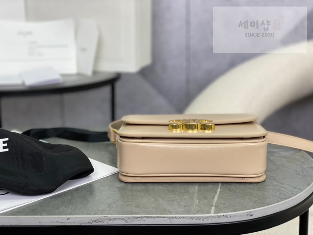 C E L I N E Celine Teen Triomphe Bag Shiny Calfskin Bag 4번 이미지