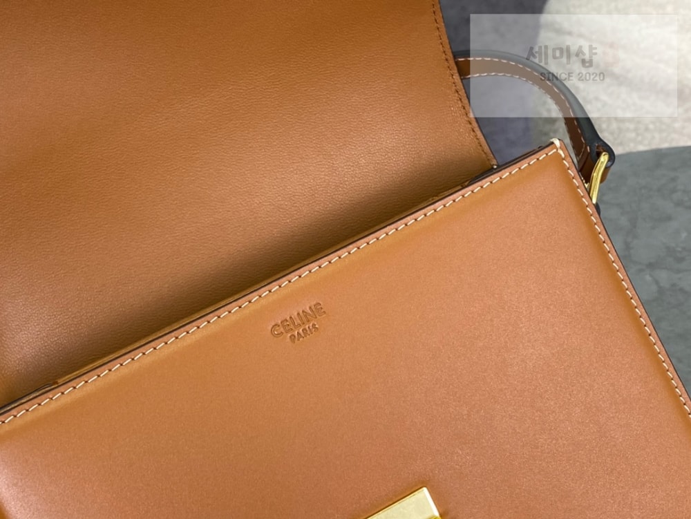 C E L I N E Celine Teen Triomphe Bag Shiny Calfskin Bag 6번 이미지