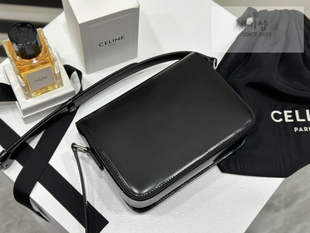 C E L I N E Celine Teen Triomphe Bag Shiny Calfskin Bag 2번 이미지