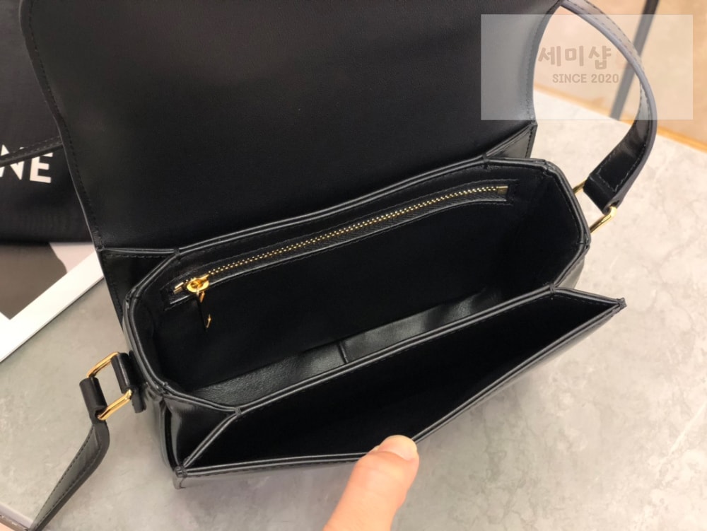 C E L I N E Celine Teen Triomphe Bag Shiny Calfskin Bag 5번 이미지