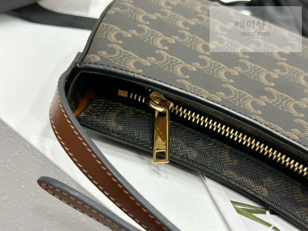 C E L I N E Celine Tilly Canvas & Calfskin Bag 6번 이미지