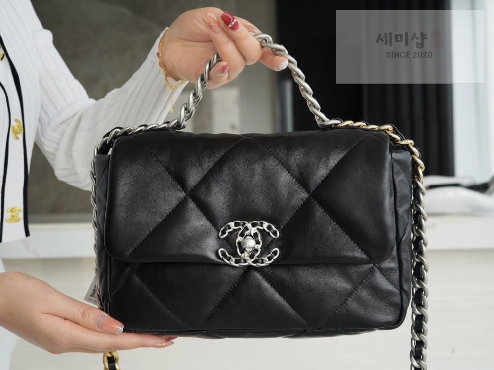 C H A N E L Chanel 19 Medium 블랙 Bag 1번 이미지