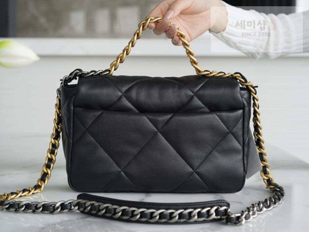 C H A N E L Chanel 19 Medium 블랙 Bag 2번 이미지