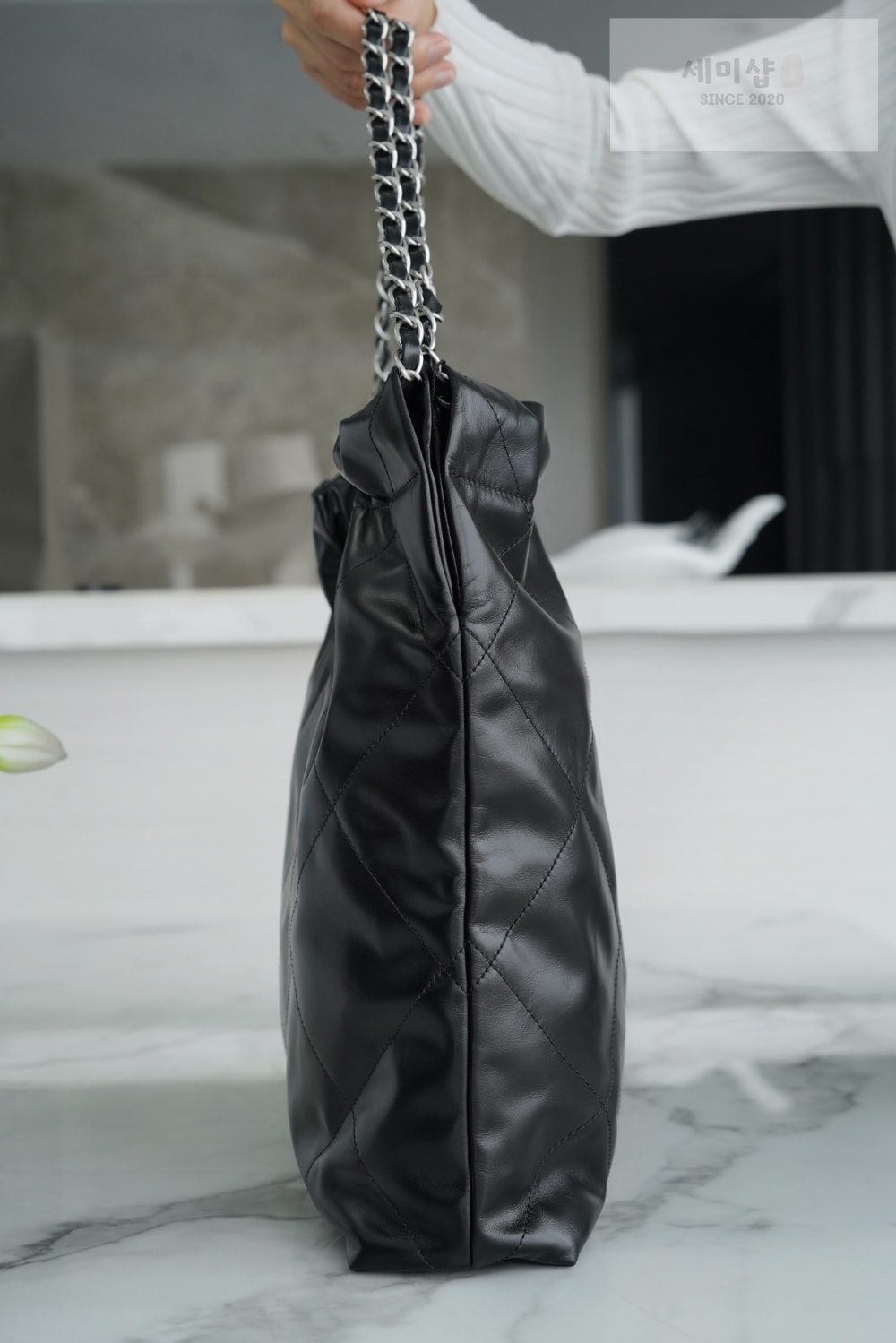 C H A N E L Chanel 22 Medium 블랙 Bag 3번 이미지