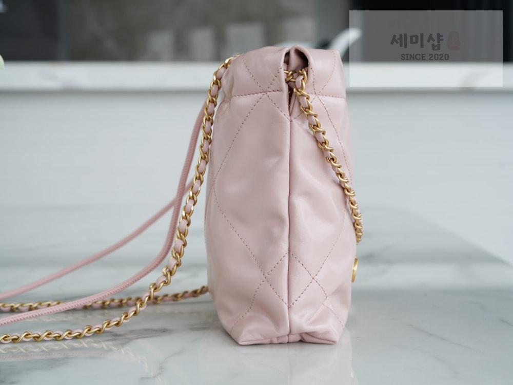 C H A N E L Chanel 22 Mini 파우더핑크 Bag 4번 이미지