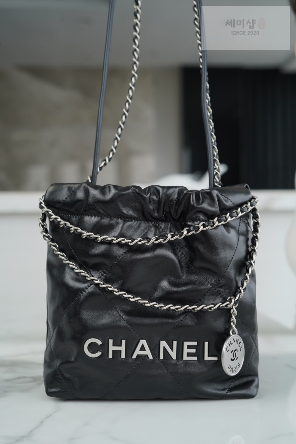 C H A N E L Chanel 22 Mini 블랙 Bag 3번 이미지