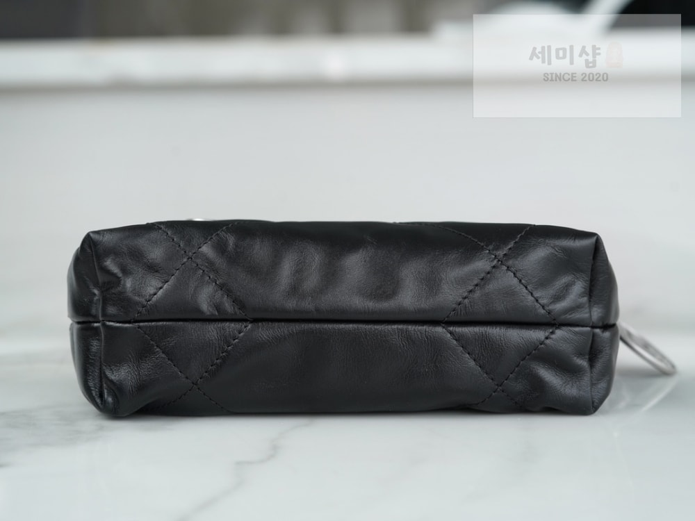 C H A N E L Chanel 22 Mini 블랙 Bag 7번 이미지