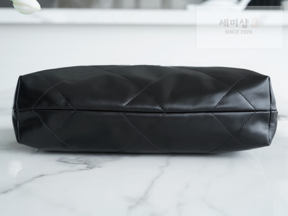 C H A N E L Chanel 22 Small 블랙 Bag 8번 이미지