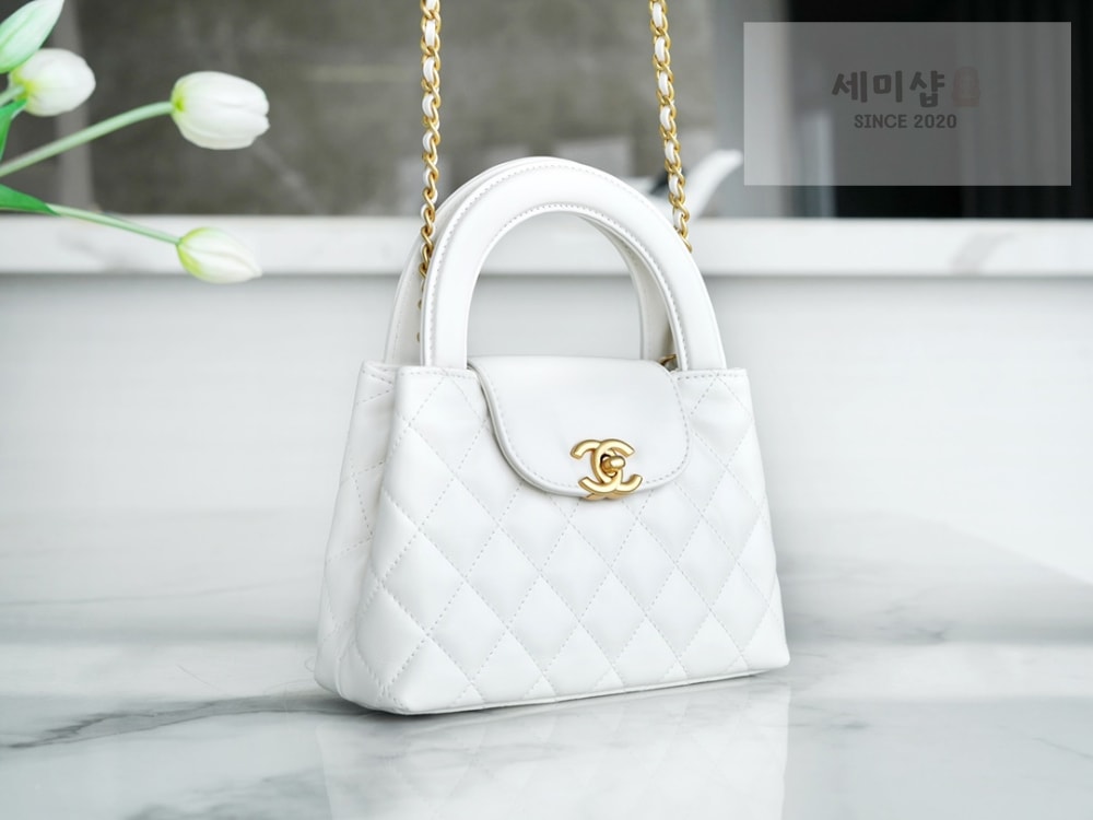 C H A N E L Chanel 23k Calfskin Kelly 화이트 Bag 2번 이미지