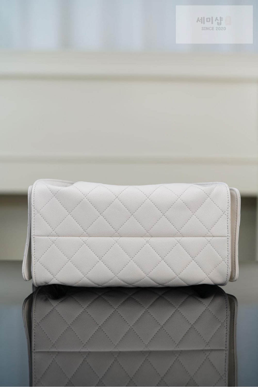 C H A N E L Chanel 25 Hobo Small 화이트 Bag 4번 이미지