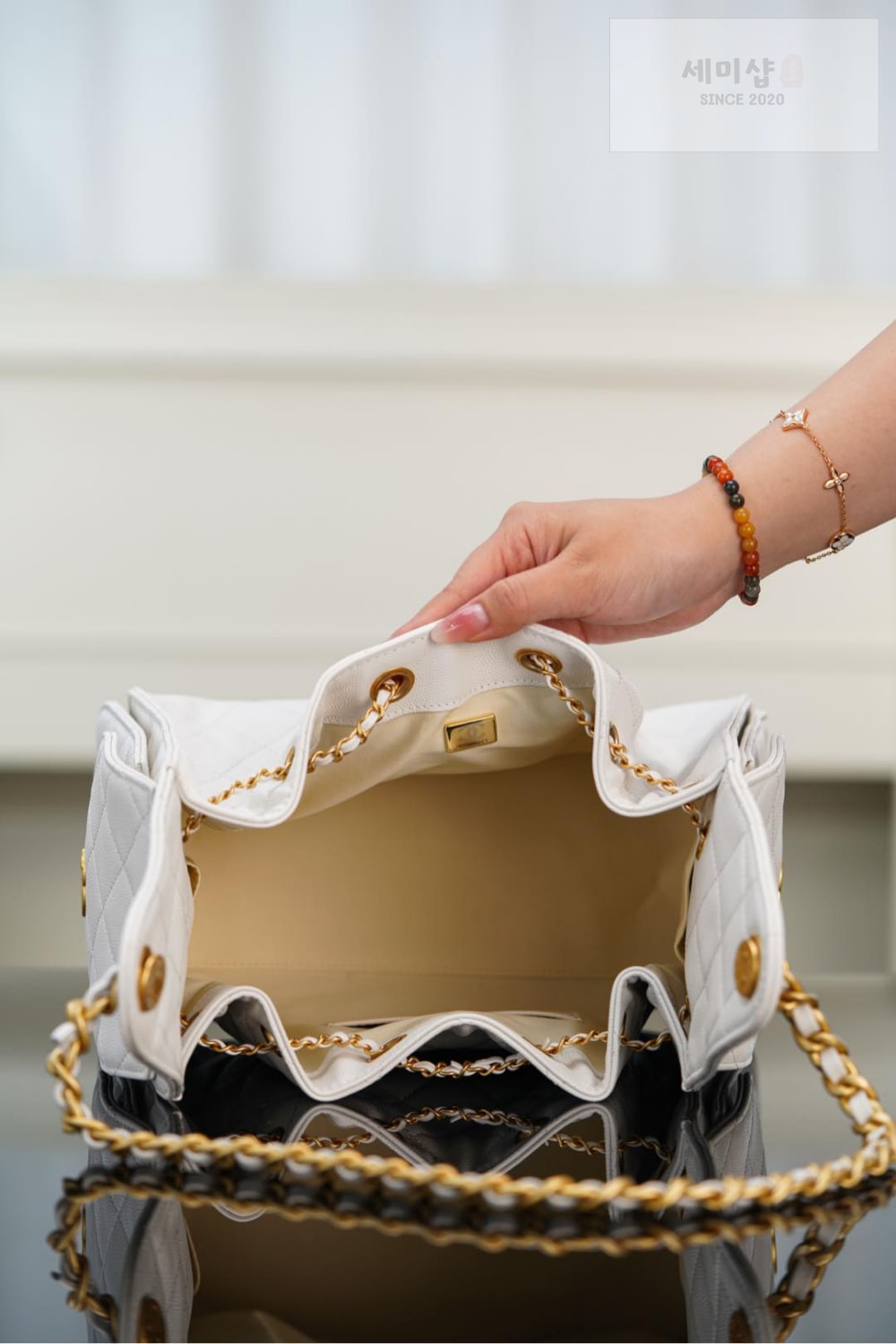 C H A N E L Chanel 25 Hobo Small 화이트 Bag 8번 이미지