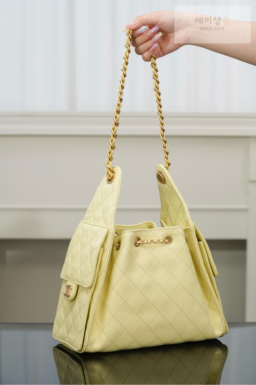 C H A N E L Chanel 25 Hobo Small 옐로우 Bag 4번 이미지