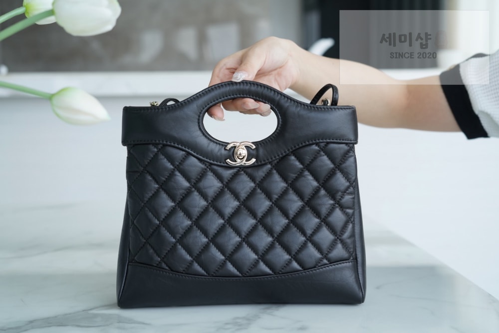 C H A N E L Chanel 31 블랙 Bag 1번 이미지