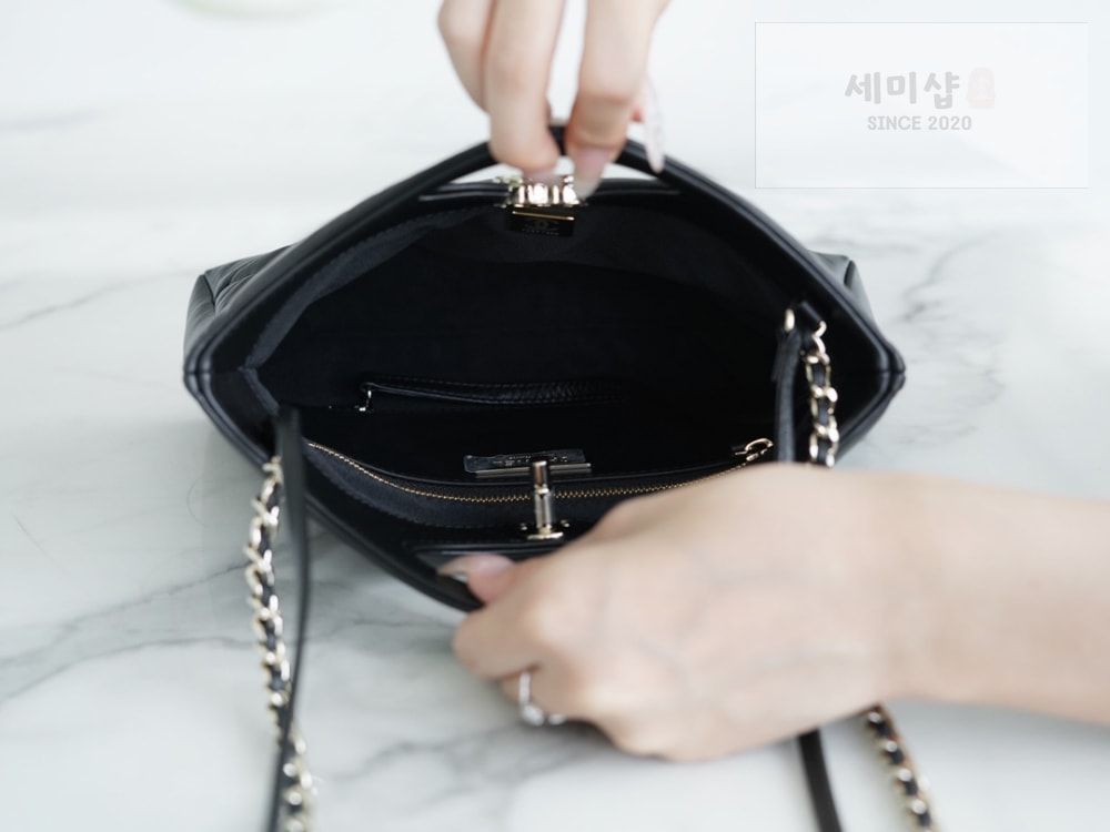 C H A N E L Chanel 31 블랙 Bag 8번 이미지