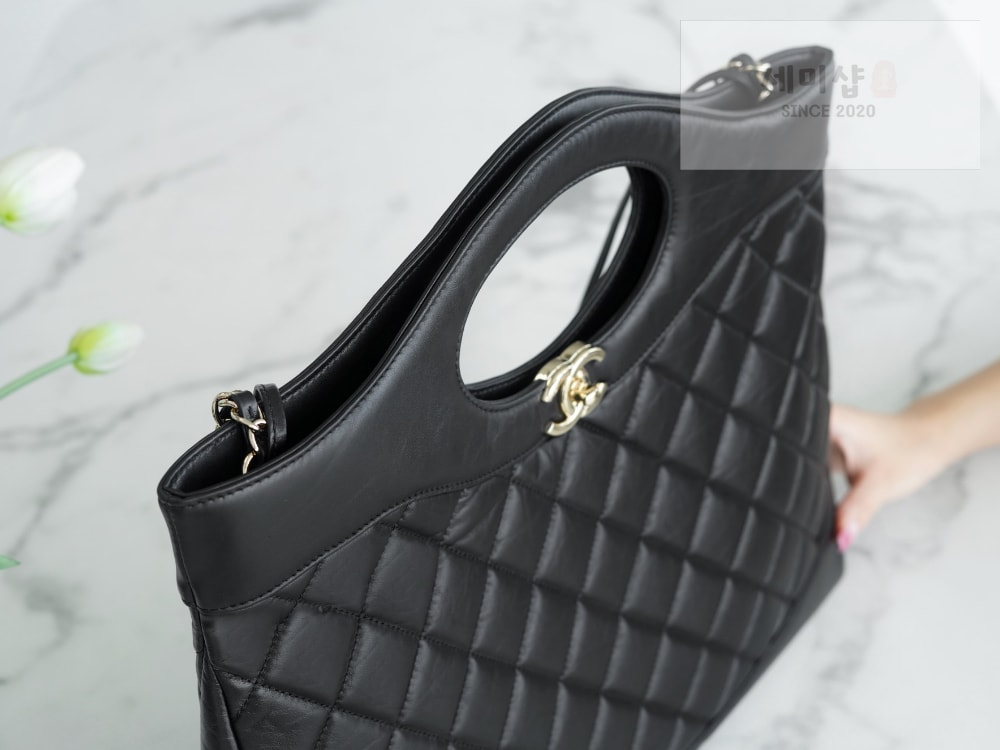 C H A N E L Chanel 31 블랙 Bag 6번 이미지
