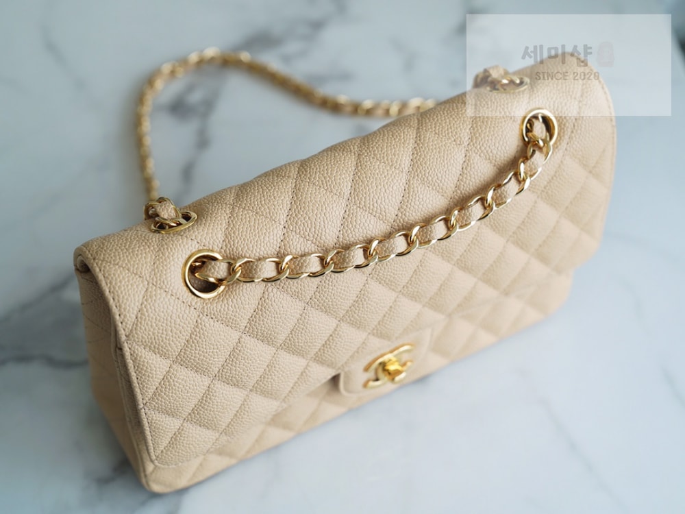 C H A N E L Chanel Classic Medium Caviar 베이지 Bag 8번 이미지