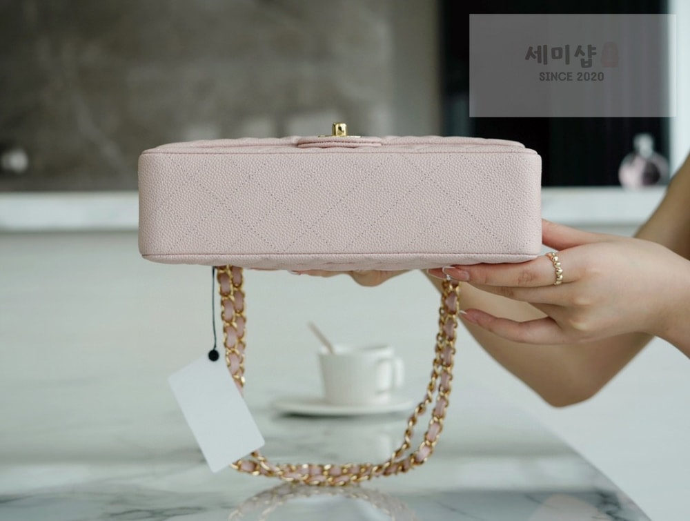 C H A N E L Chanel Classic Medium Caviar 파우더핑크 Bag 8번 이미지