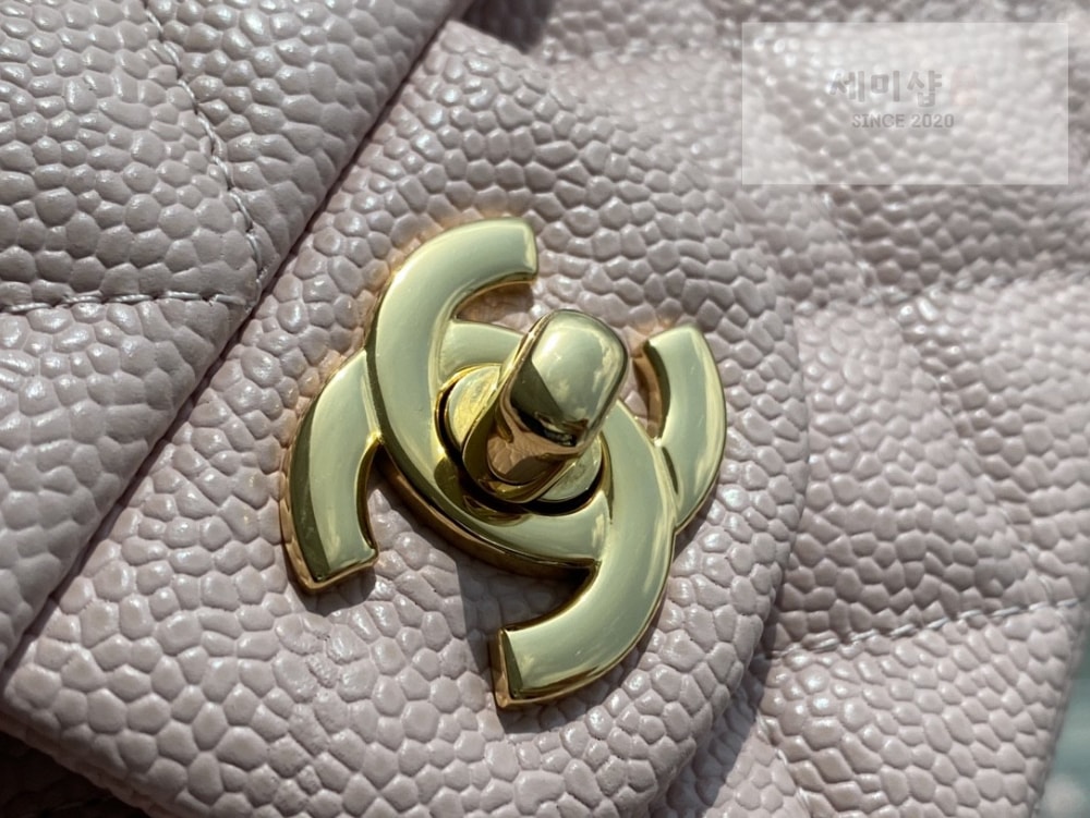 C H A N E L Chanel Classic Medium Caviar 파우더핑크 Bag 4번 이미지
