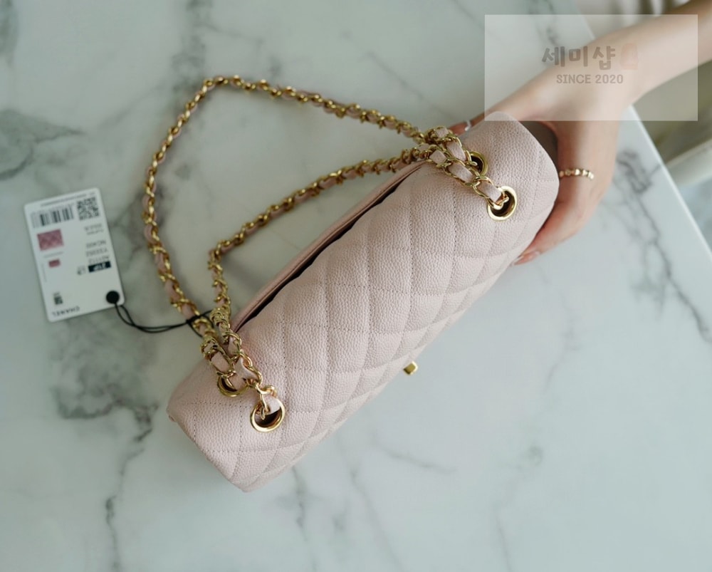 C H A N E L Chanel Classic Medium Caviar 파우더핑크 Bag 5번 이미지