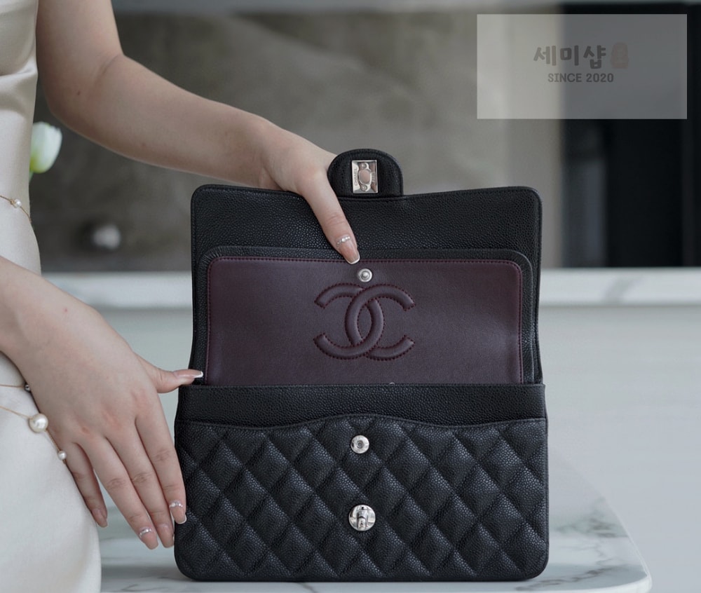 C H A N E L Chanel Classic Medium Caviar 블랙 Bag 7번 이미지