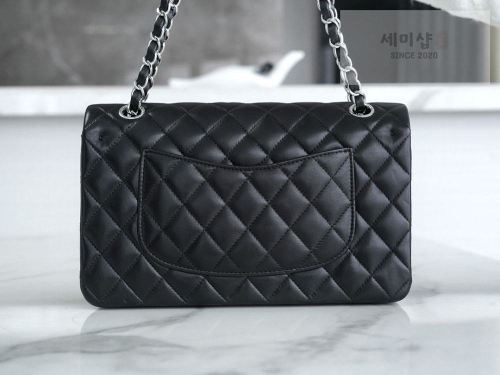 C H A N E L Chanel Classic Medium Lam 블랙 Bag 8번 이미지