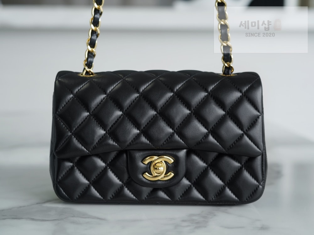 C H A N E L Chanel Classic New Mini Lam 블랙 Bag 1번 이미지