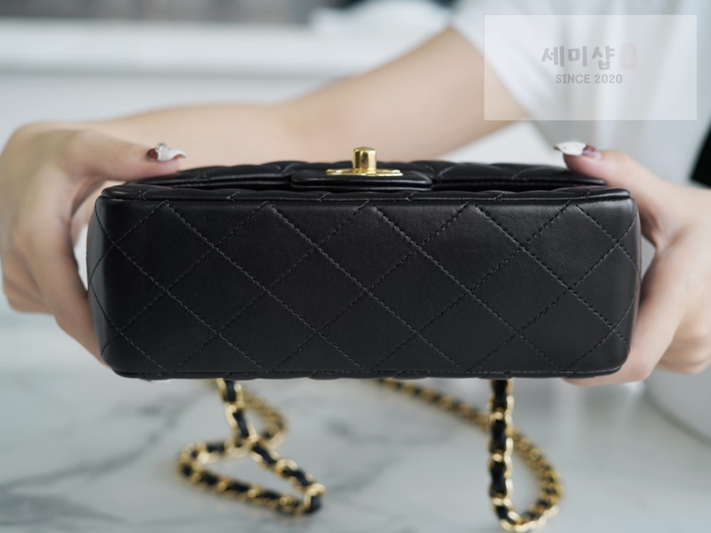 C H A N E L Chanel Classic New Mini Lam 블랙 Bag 5번 이미지