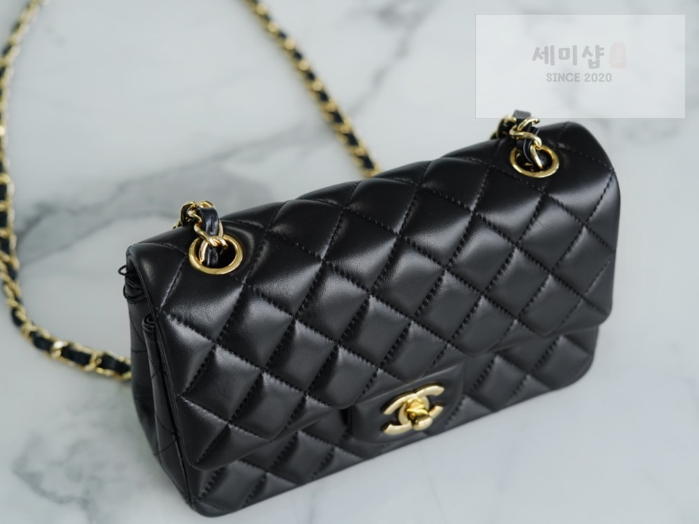 C H A N E L Chanel Classic New Mini Lam 블랙 Bag 6번 이미지