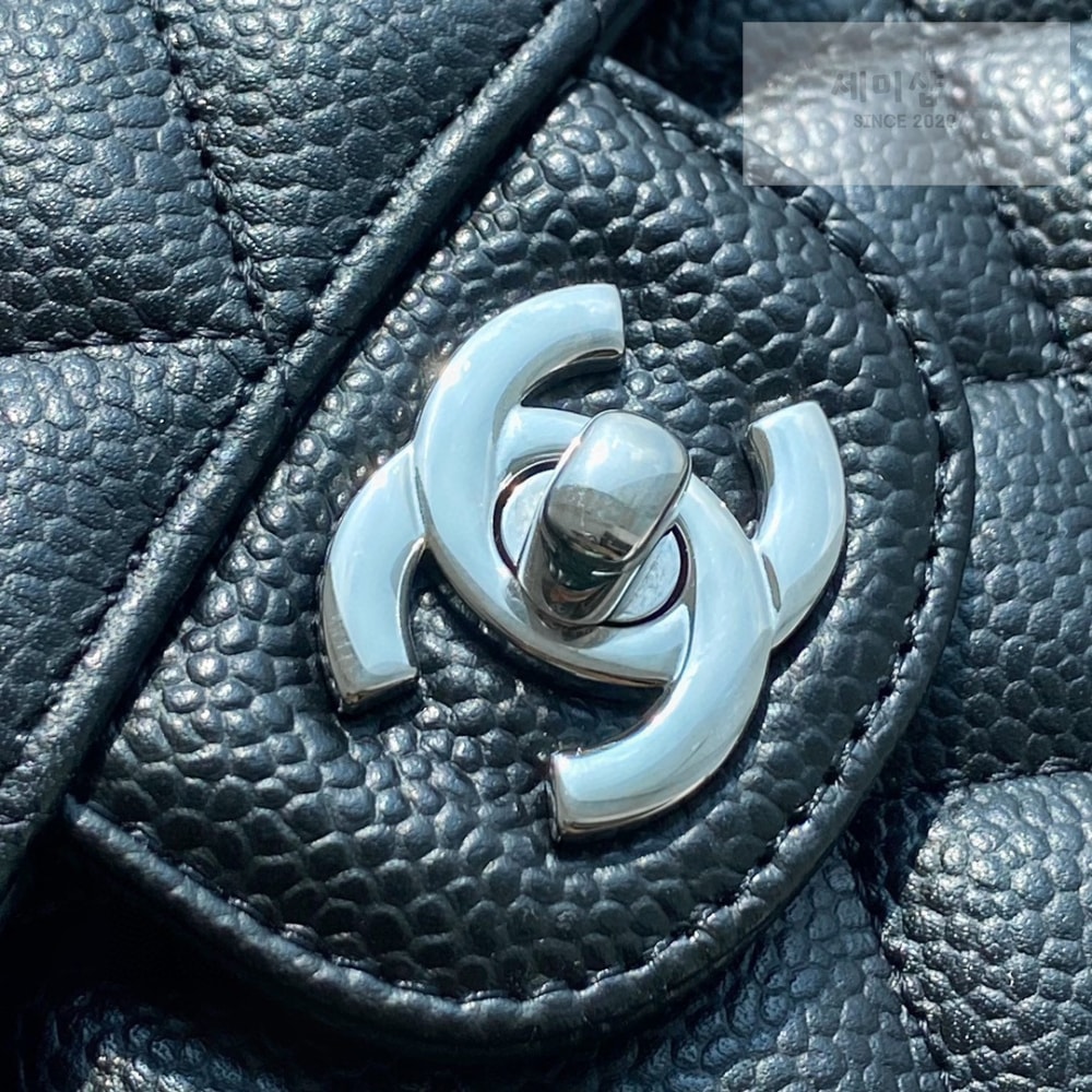 C H A N E L Chanel Classic Small Caviar 블랙 Bag 4번 이미지