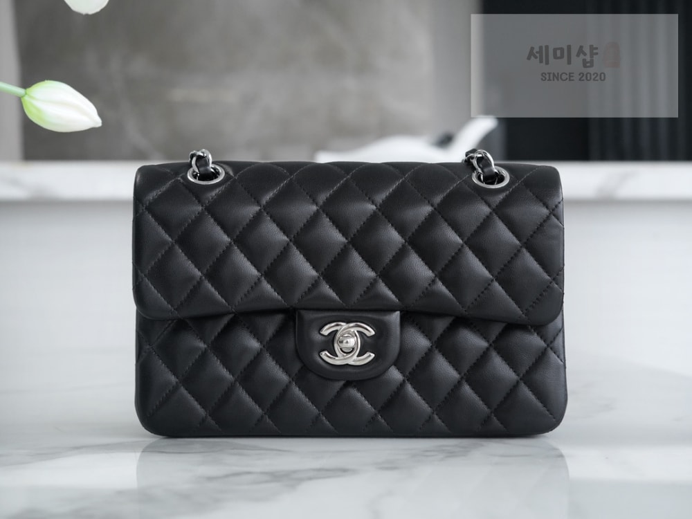 C H A N E L Chanel Classic Small Lam 블랙 Bag 7번 이미지
