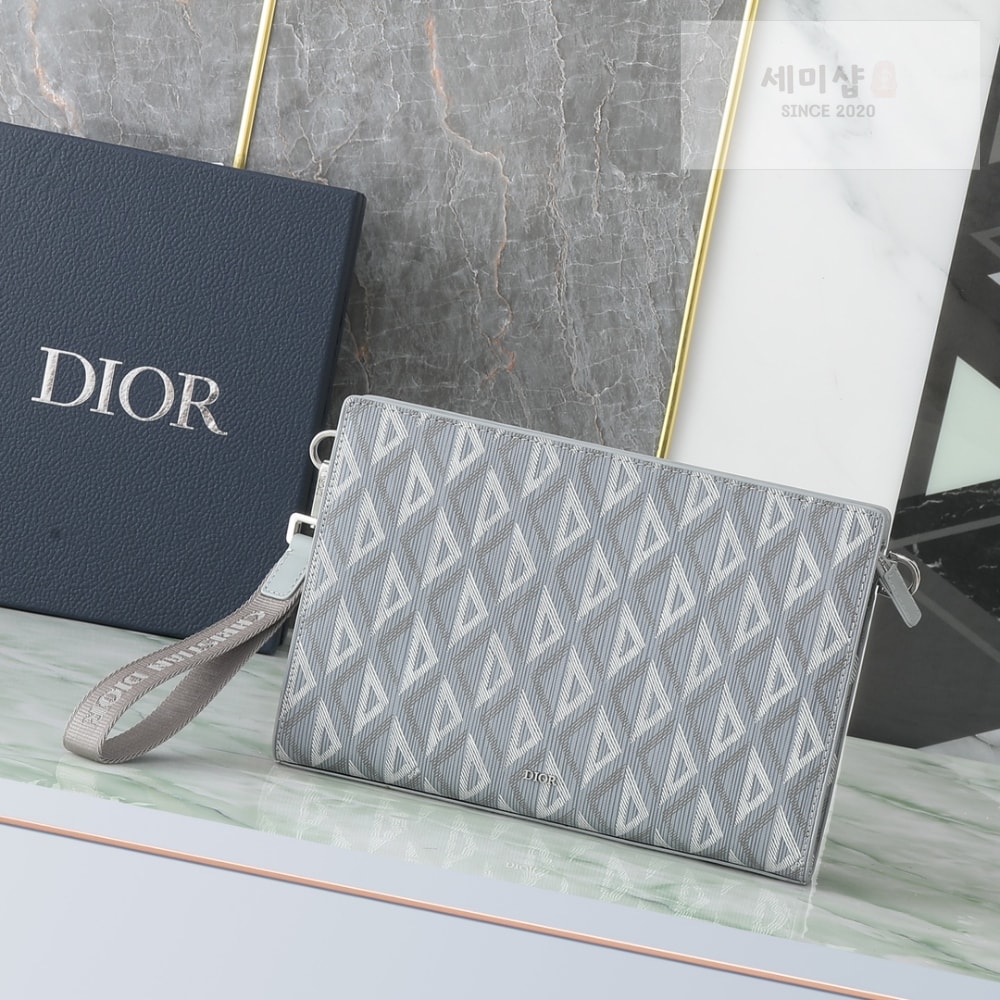 D I O R A5 Triangle Pouch Bag 1번 이미지