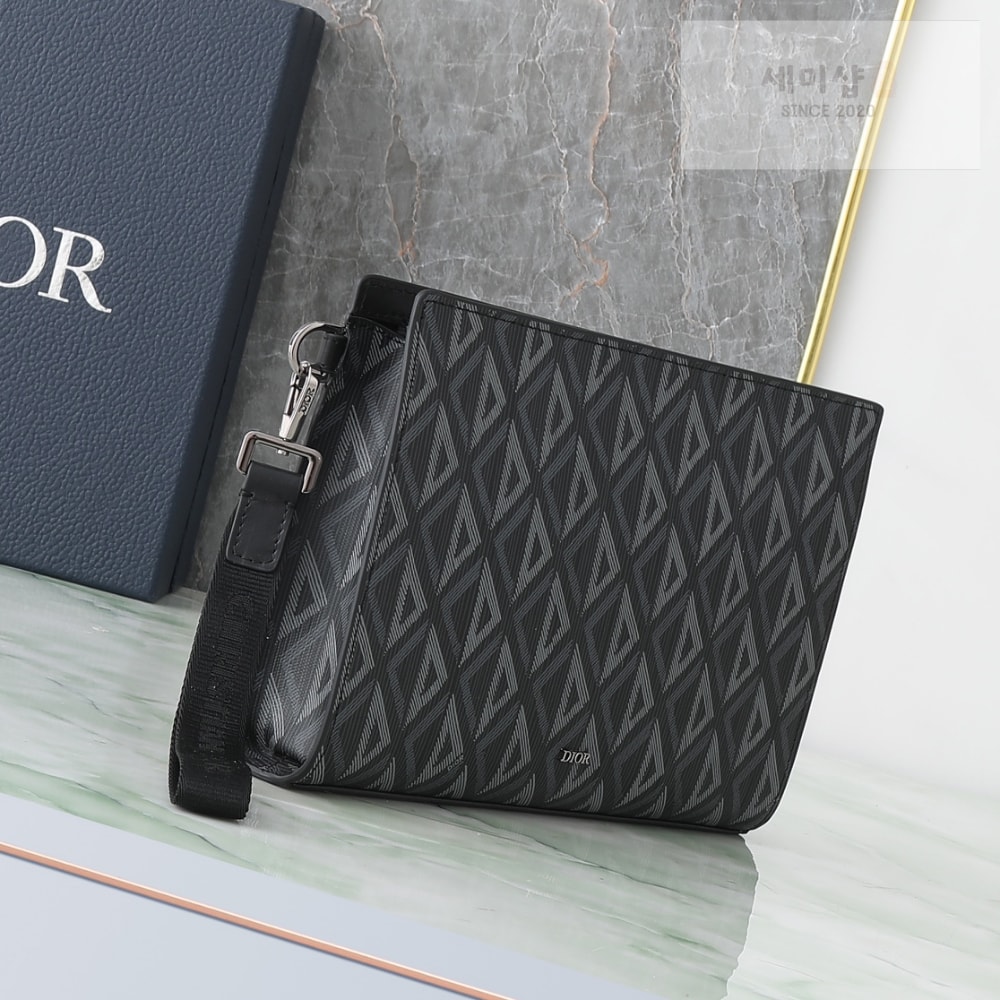 D I O R A5 Triangle Pouch Bag 2번 이미지