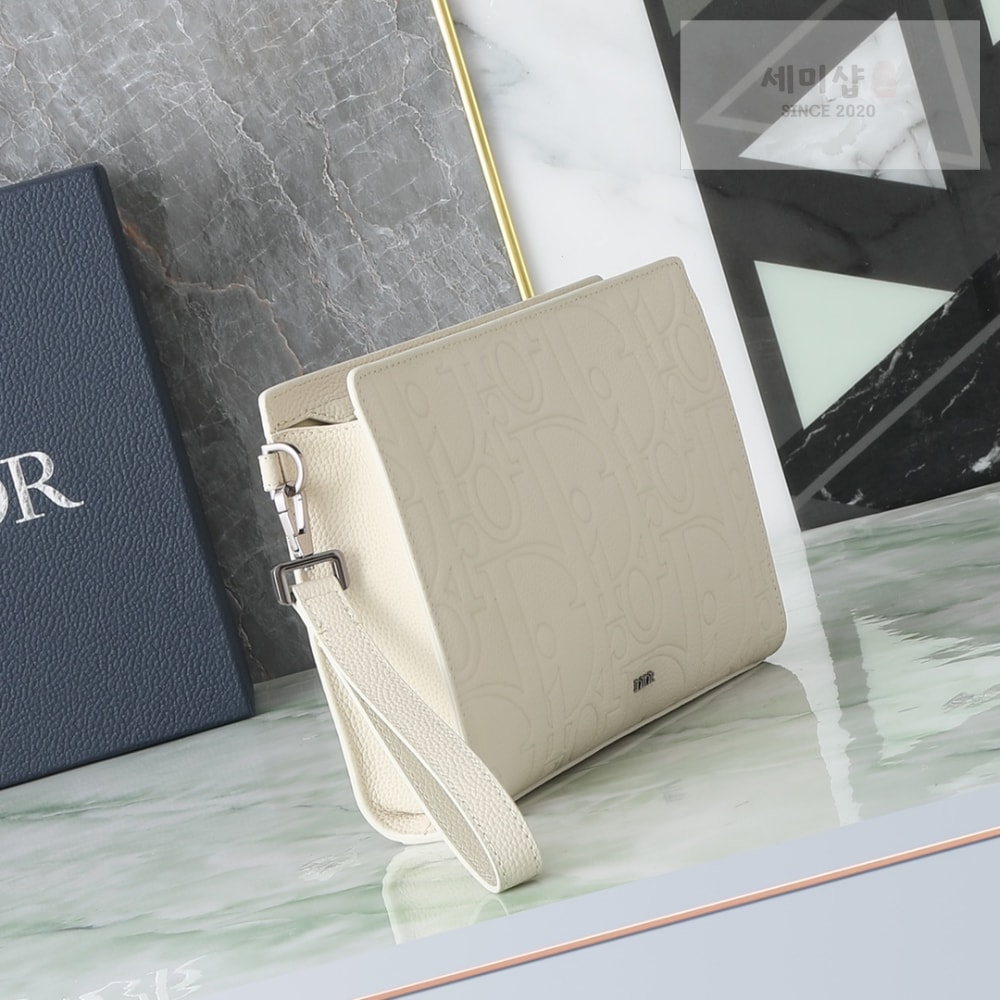 D I O R A5 Triangle Pouch Bag 3번 이미지