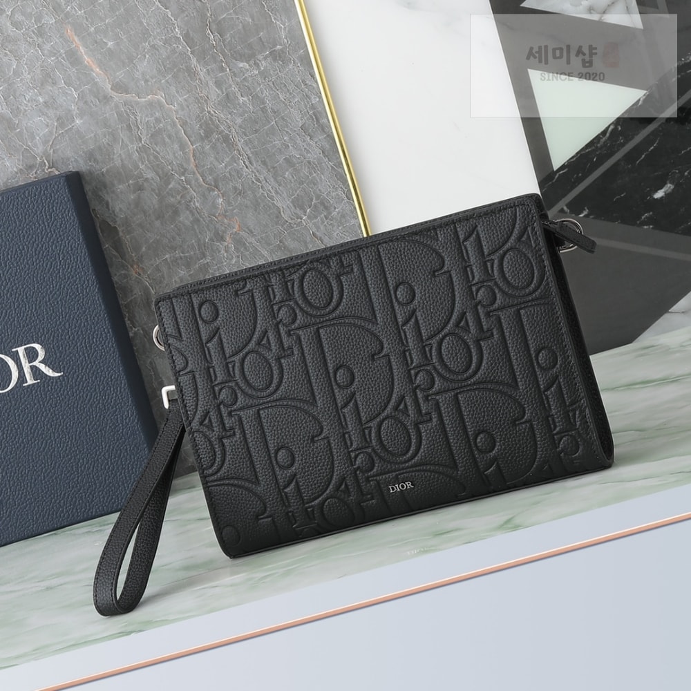 D I O R A5 Triangle Pouch Bag 1번 이미지