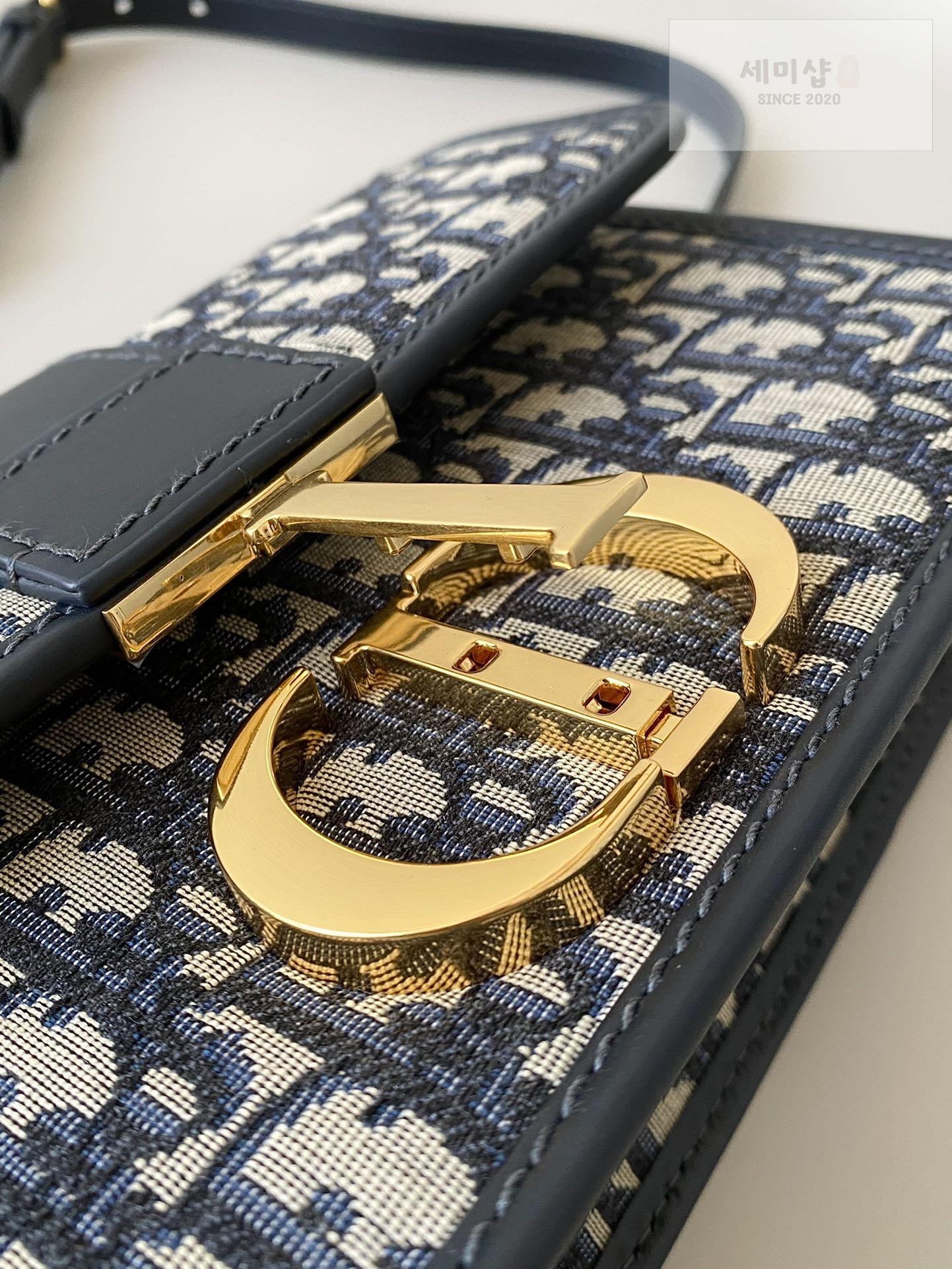 D I O R Dior 30 Montaigne Chain Bag 4번 이미지
