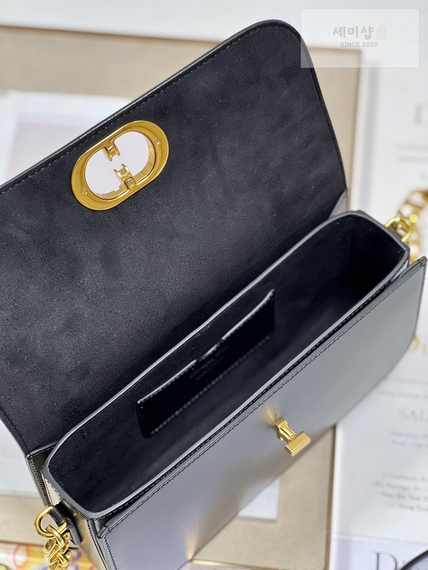 D I O R Dior 30 Motaigne Avenue Bag 32번 이미지