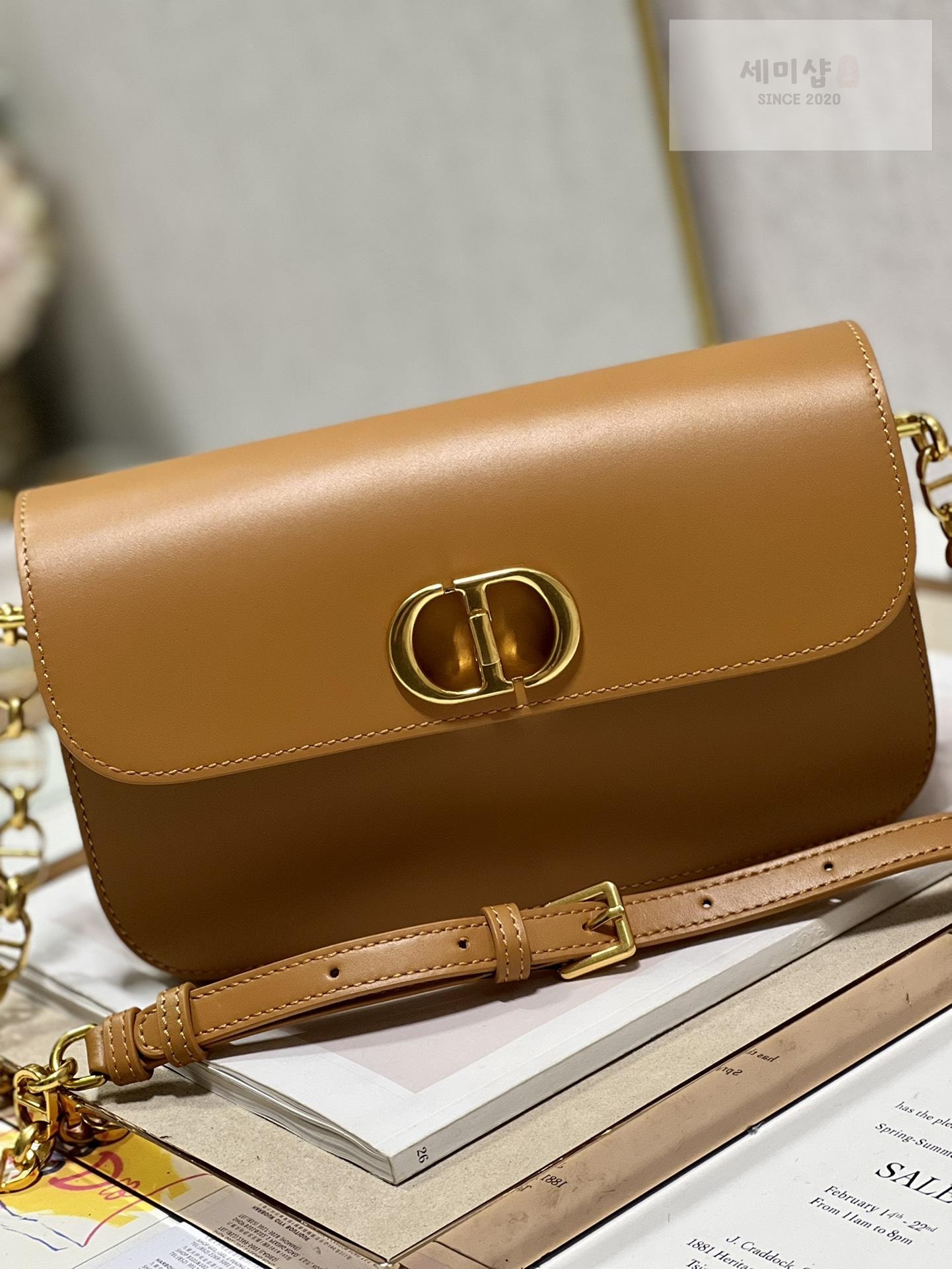 D I O R Dior 30 Motaigne Avenue Bag 18번 이미지