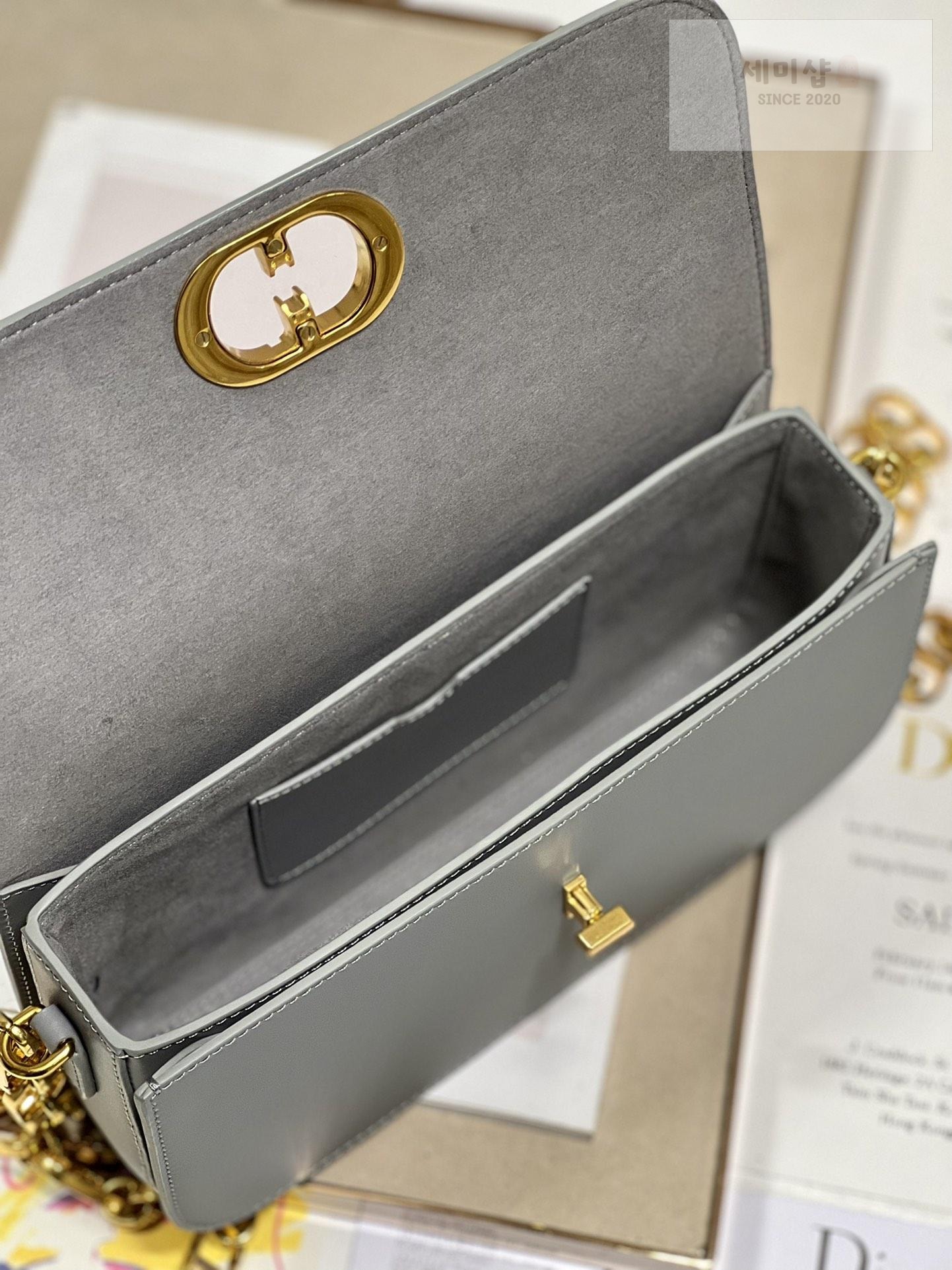 D I O R Dior 30 Motaigne Avenue Bag 23번 이미지