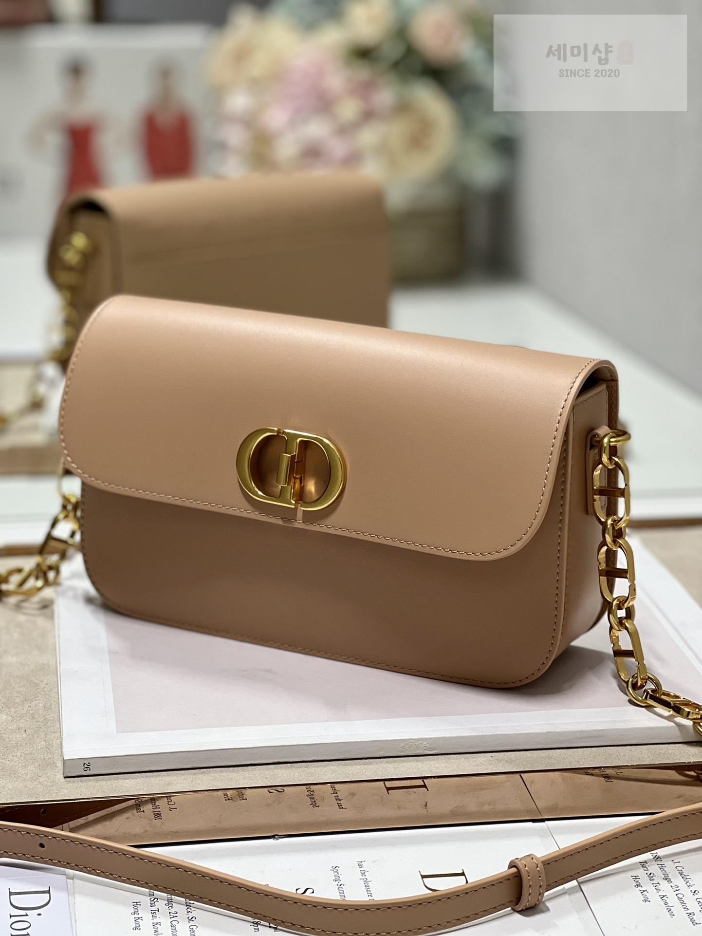 D I O R Dior 30 Motaigne Avenue Bag 26번 이미지