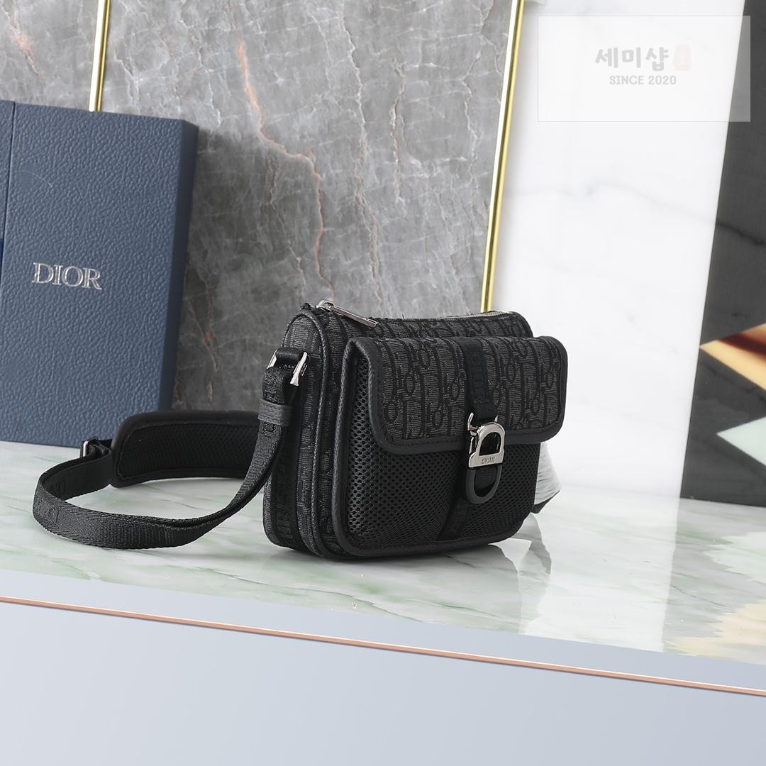 D I O R Dior 8 With Strap Bag 9번 이미지