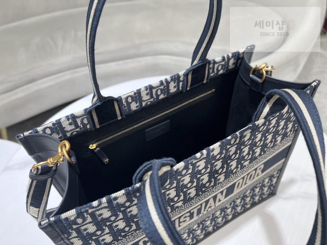 D I O R Dior Book Tote Cross Bag 3번 이미지