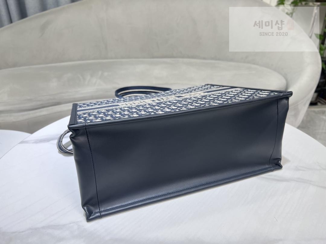 D I O R Dior Book Tote Cross Bag 21번 이미지